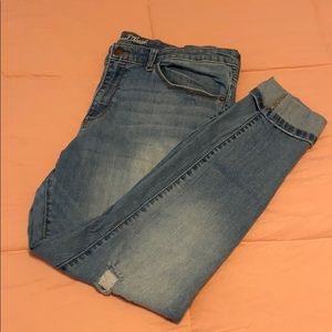 Distressed Skinny Jeans